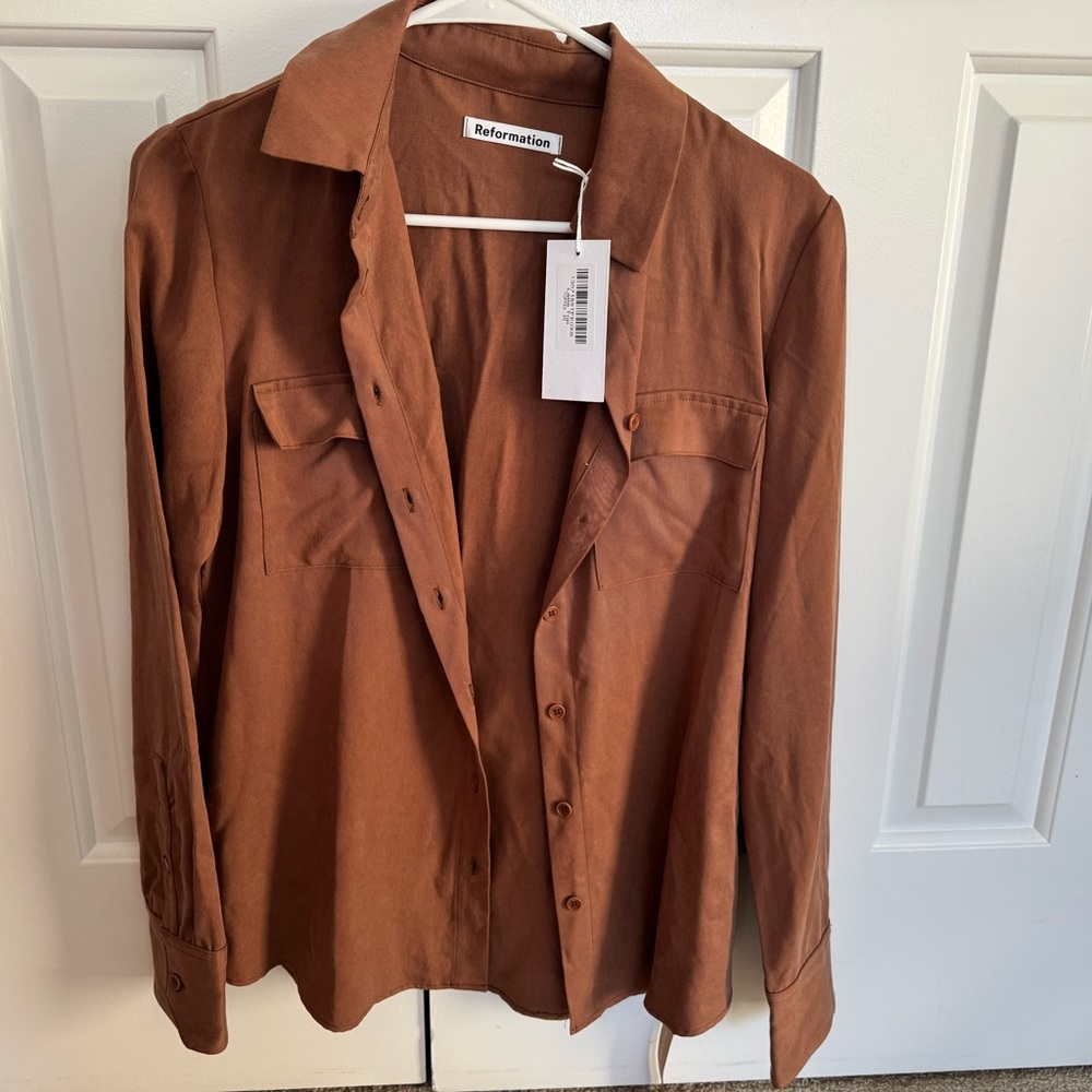 NWT Reformation Latte Top